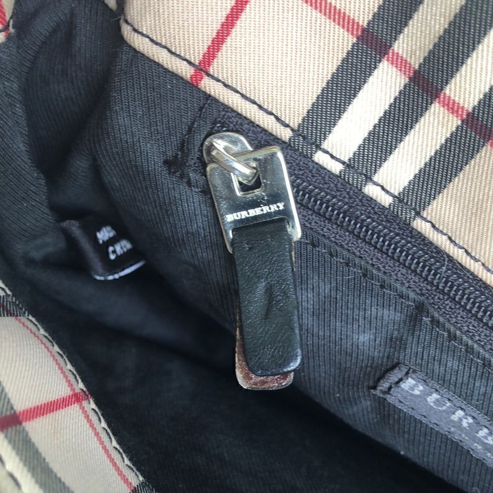 Burberry Sm all tote - Picture 8 of 12